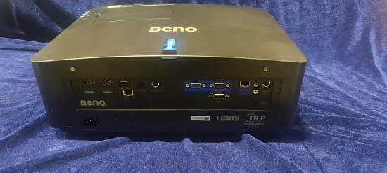 Проектор BenQ LU935ST Проектор BenQ LU935ST