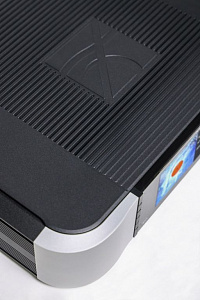 Устройство "все-в-одном"Moon by Simaudio 371 Цвет: Двухцветный [2-Tone]