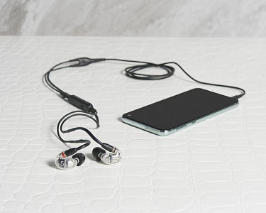 Внутриканальные наушники Shure SE53BACL+UNI-EFS Внутриканальные наушники Shure SE53BACL+UNI-EFS